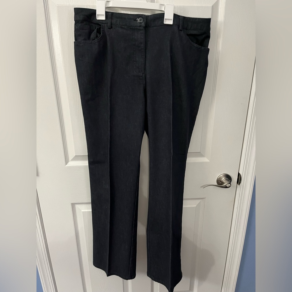 Sag Harbor size 12 lightweight black denim jeans